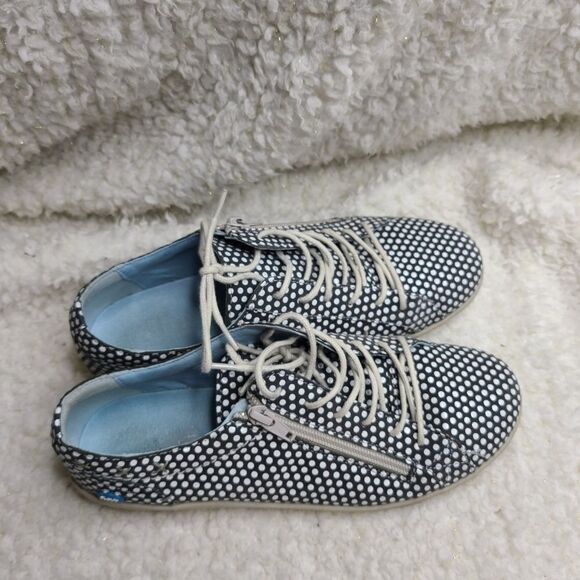 Cloud Footwear Aika Dots Pop‎ Supreme sneakers 39 - Picture 2 of 4